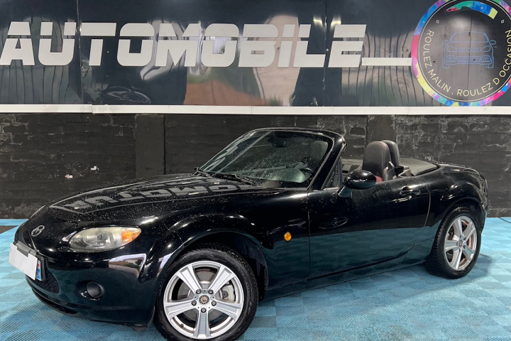 MAZDA MX-5 ROADSTER COUPE